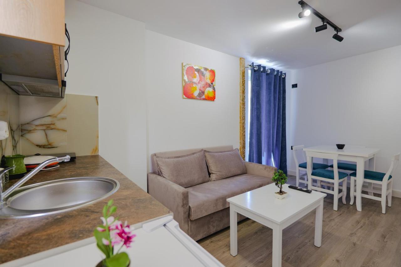 2E Apartments Sarande Exterior photo
